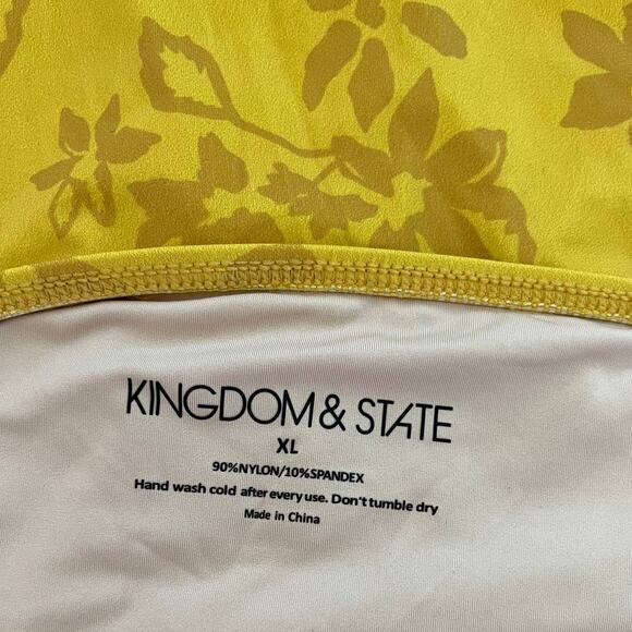 Swimsuit Classic Gathered Floral One-Piece in Floral 2 tone Yellow Print Size XL - Picture 8 of 8